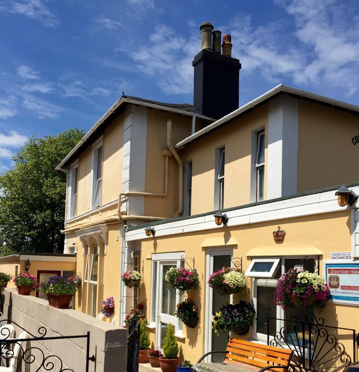 Crowndale Torquay - Exclusively For Adults Bed & Breakfast Exterior photo